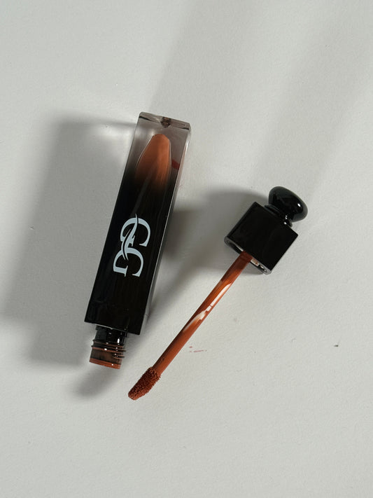 Caramel Cloud – Matte Liquid Lipstick